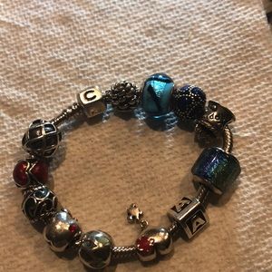 Chamilia Bracelet w/925 Sterling Silver Beads